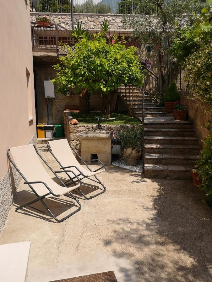 Appartement Casa Consolati à Brenzone Extérieur photo